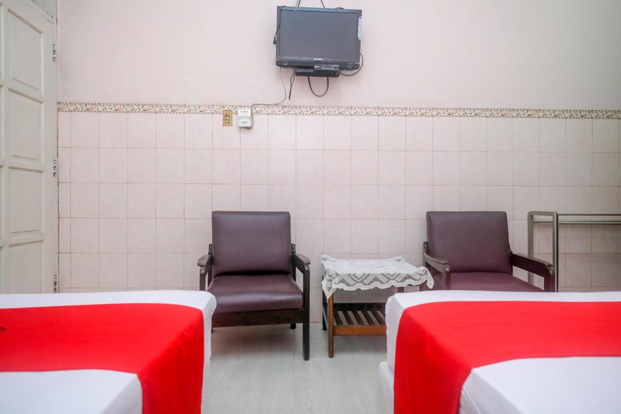 Reddoorz Syariah At Griya Raharja Klaten Exteriör bild