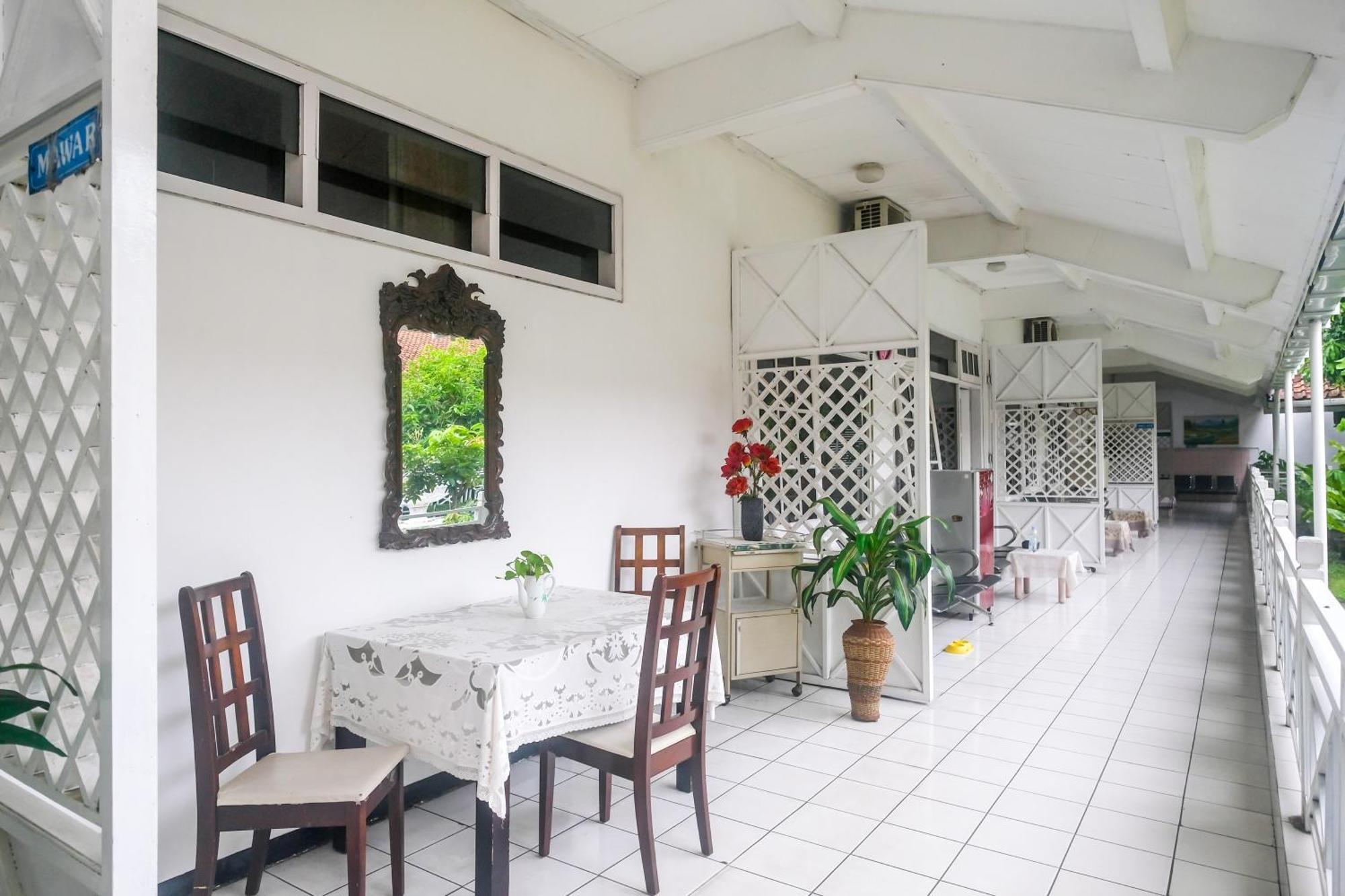 Reddoorz Syariah At Griya Raharja Klaten Exteriör bild
