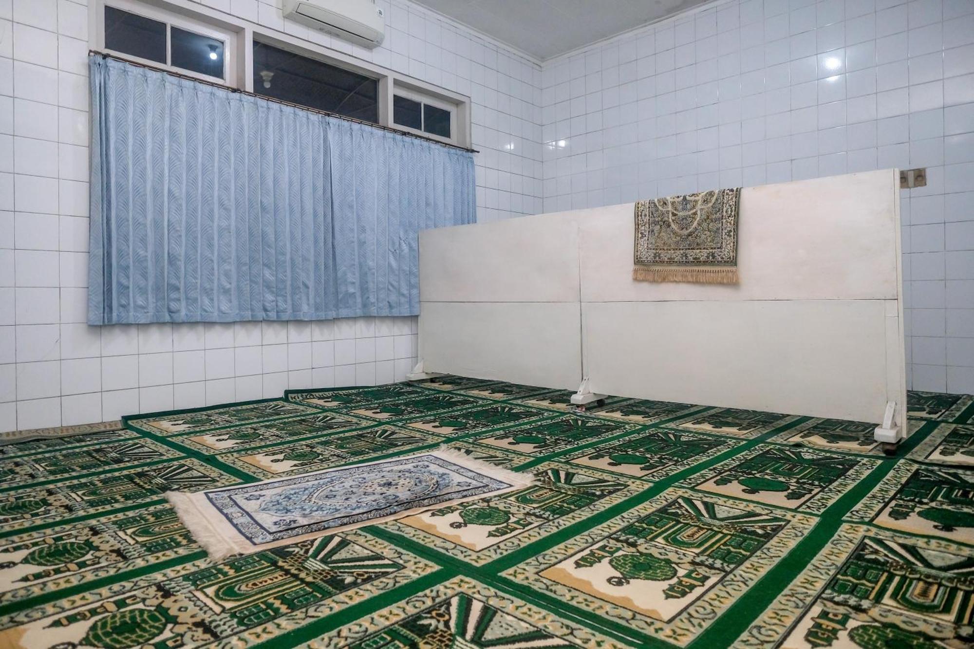 Reddoorz Syariah At Griya Raharja Klaten Exteriör bild
